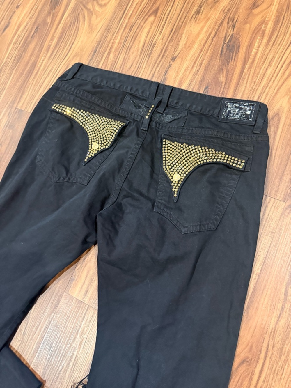 Robins jeans gold embellished winged flap pockets. Men's size 42